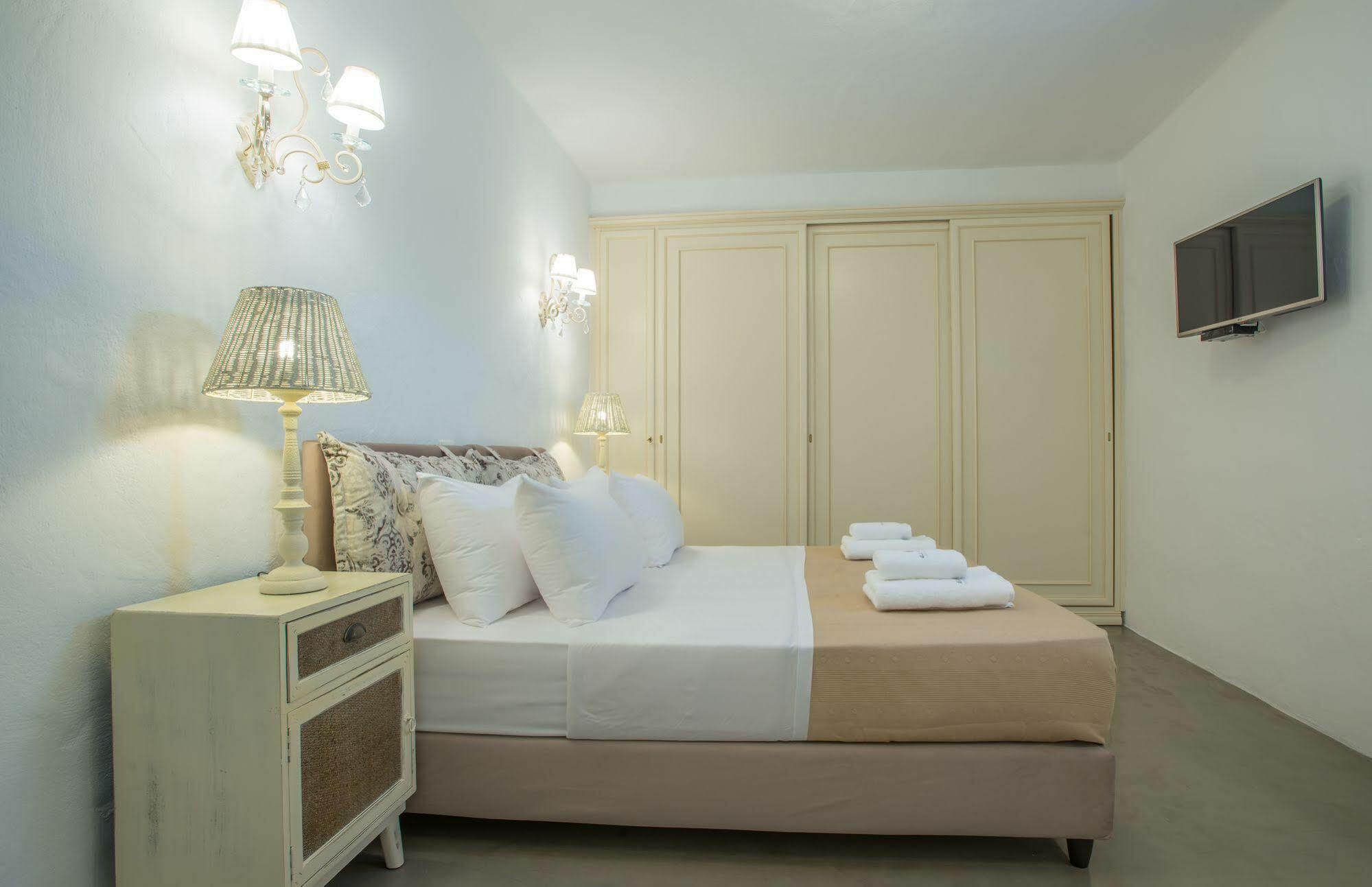Villa Aelia Hospitality Paros Chrisi Akti  Exterior foto